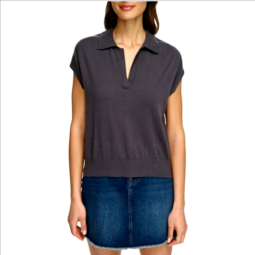 DKNY Women's Modern Fit Sleeveless Collared V-Neck Sweater Dark Gray